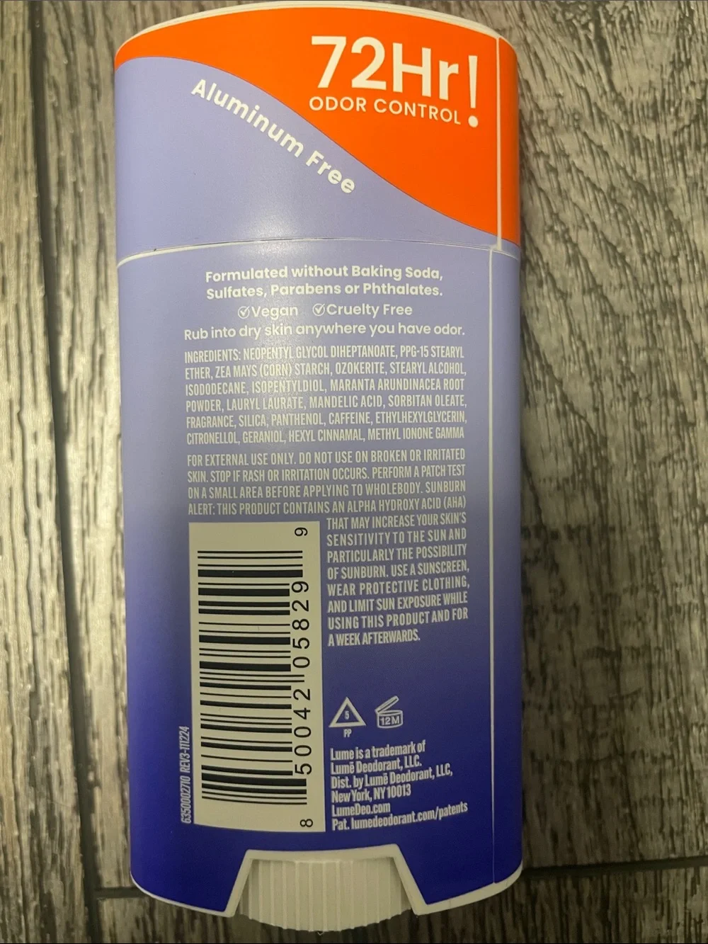 Lumê Whole Body Deodorant Smooth Solid - Soft Powder (Lavender/Orange)